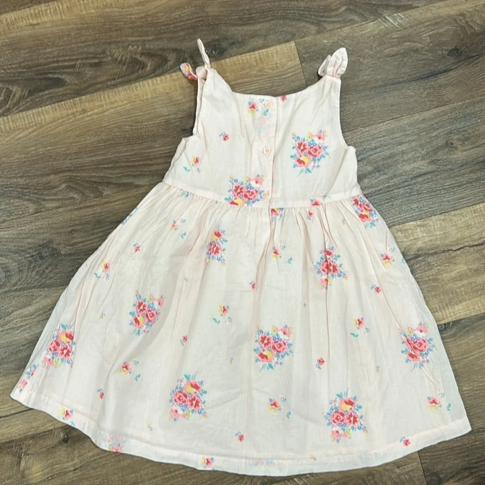 OshKosh B’Gosh Girls pink beautiful floral dress size 3T. 100% cotton lined